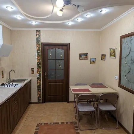Townhouse Euro Жд Вокзал, Фонтан, Чеки Прро Villa Vinnytsia Exterior photo