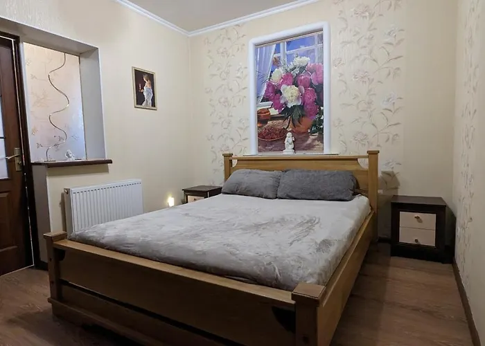Townhouse Euro Жд Вокзал, Фонтан, Чеки Прро